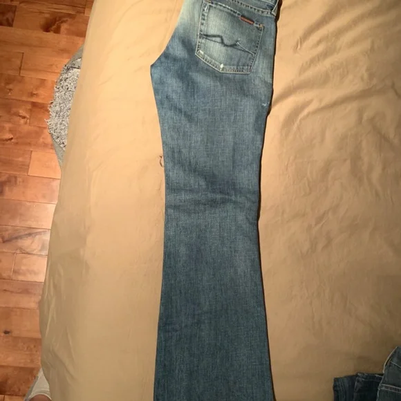 7 All Mankind - Picture 3 of 3